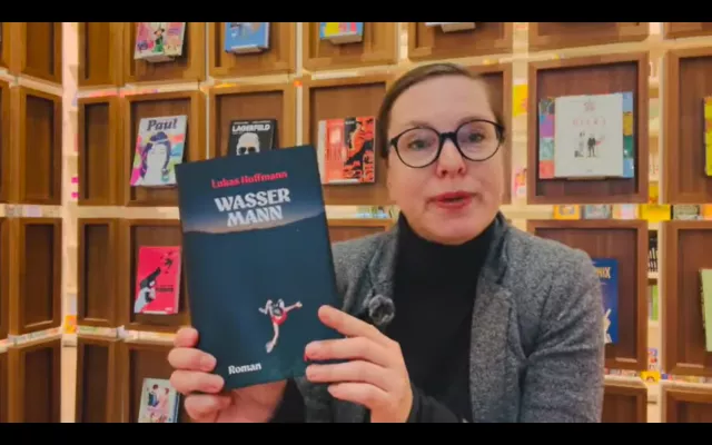 Videostart von stories! Quicky Lukas Hoffmann "Wassermann"